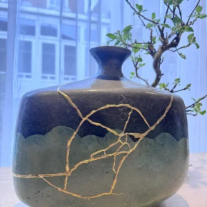 Kintsugi Urn Turkoois Horizon