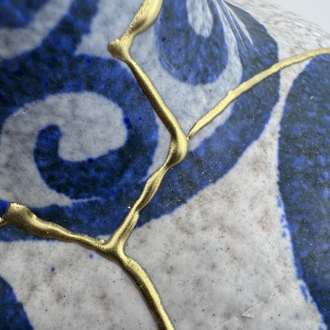 Kintsugi Zelfcompassie: Als liefde te hard roept Kintsugi Zelfcompassie: Als liefde te hard roept