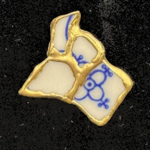 Kintsugi Pin | Blue Crown 1