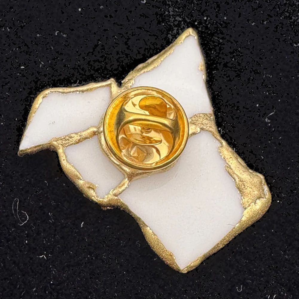 Kintsugi Pin | Blue Crown 3