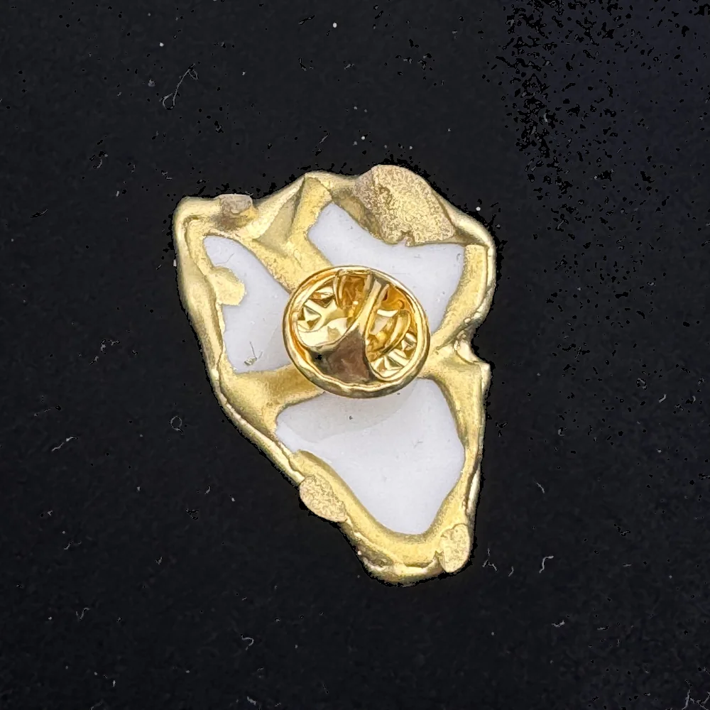 Kintsugi Pin | Blushing 3