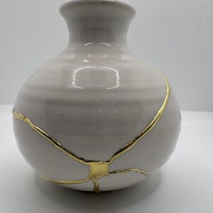 Kintsugi vaasje ~ White Moon